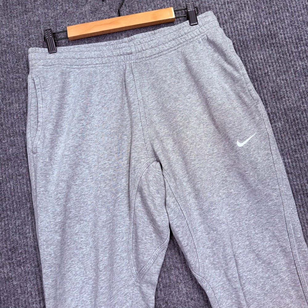 Nike Mens Sportswear Club Fleece Joggers Heather Grey Size Large Loungewear Gym